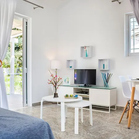 Feriehus Cypress Garden Svoronata