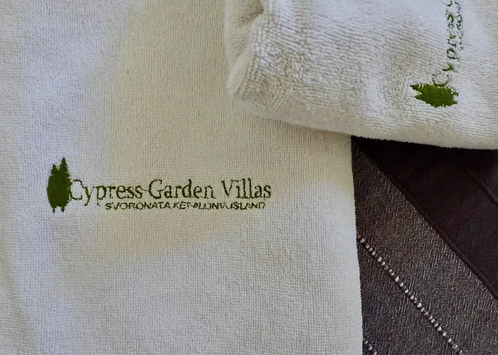 Cypress Garden Semesterbostad Svoronata