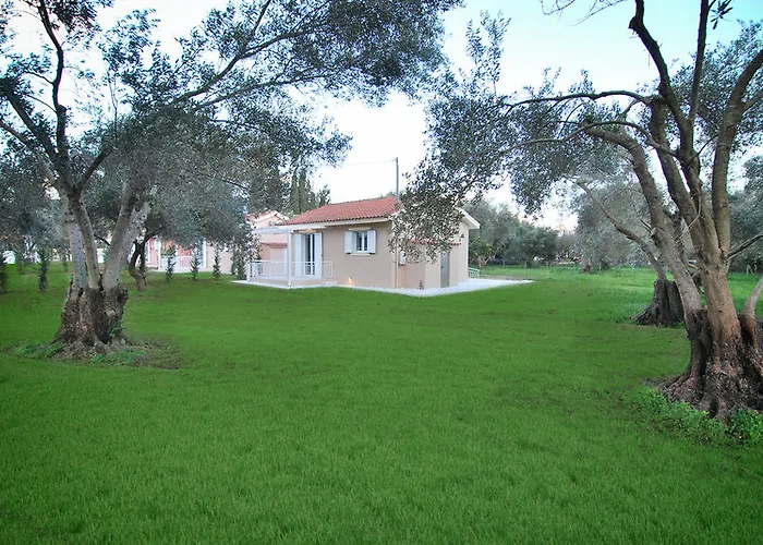 Cypress Garden بيت للعطل