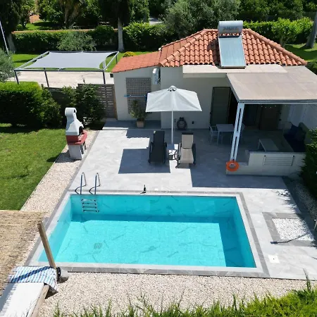 Cypress Garden Holiday home Svoronata