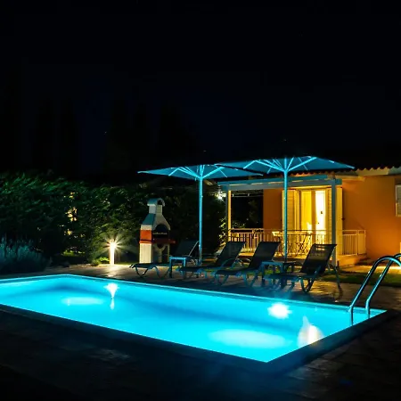 Cypress Garden Casa de Férias Svoronata