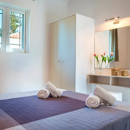 Cypress Garden Casa de Férias Svoronata